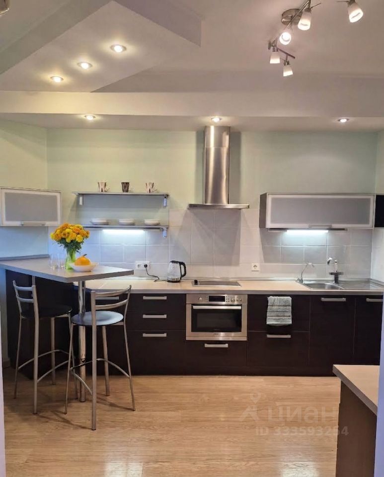 1-к. квартира, 50 м², 11/17 эт.
