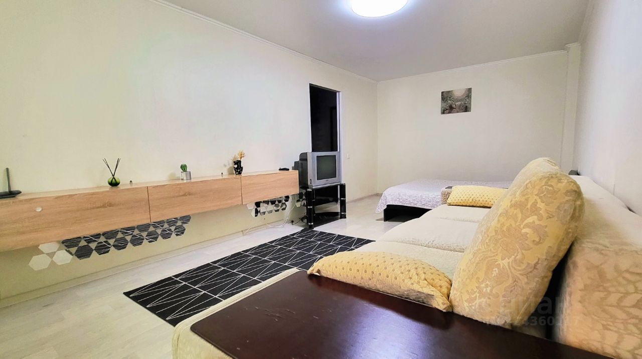 1-к. квартира, 35 м², 2/10 эт.