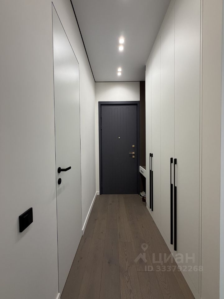 2-к. квартира, 43 м², 7/24 эт.
