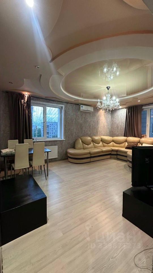 2-к. квартира, 85 м², 7/25 эт.