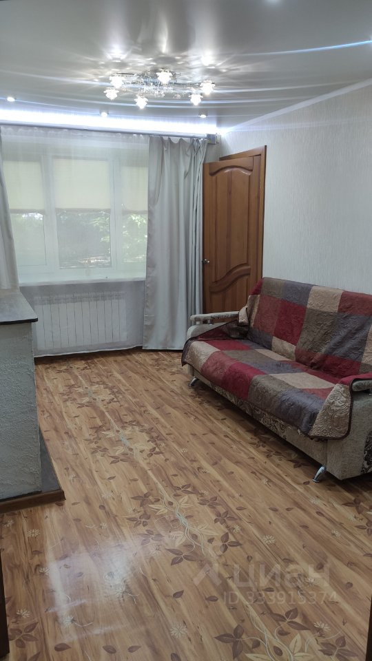 2-к. квартира, 42 м², 1/5 эт.