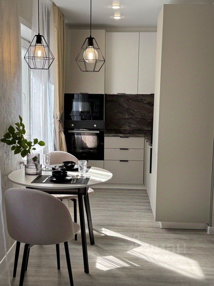 2-к. квартира, 40 м², 1/5 эт.