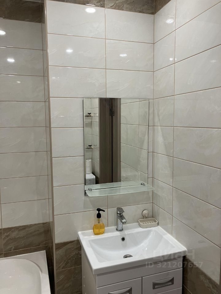 1-к. квартира, 40 м², 10/25 эт.