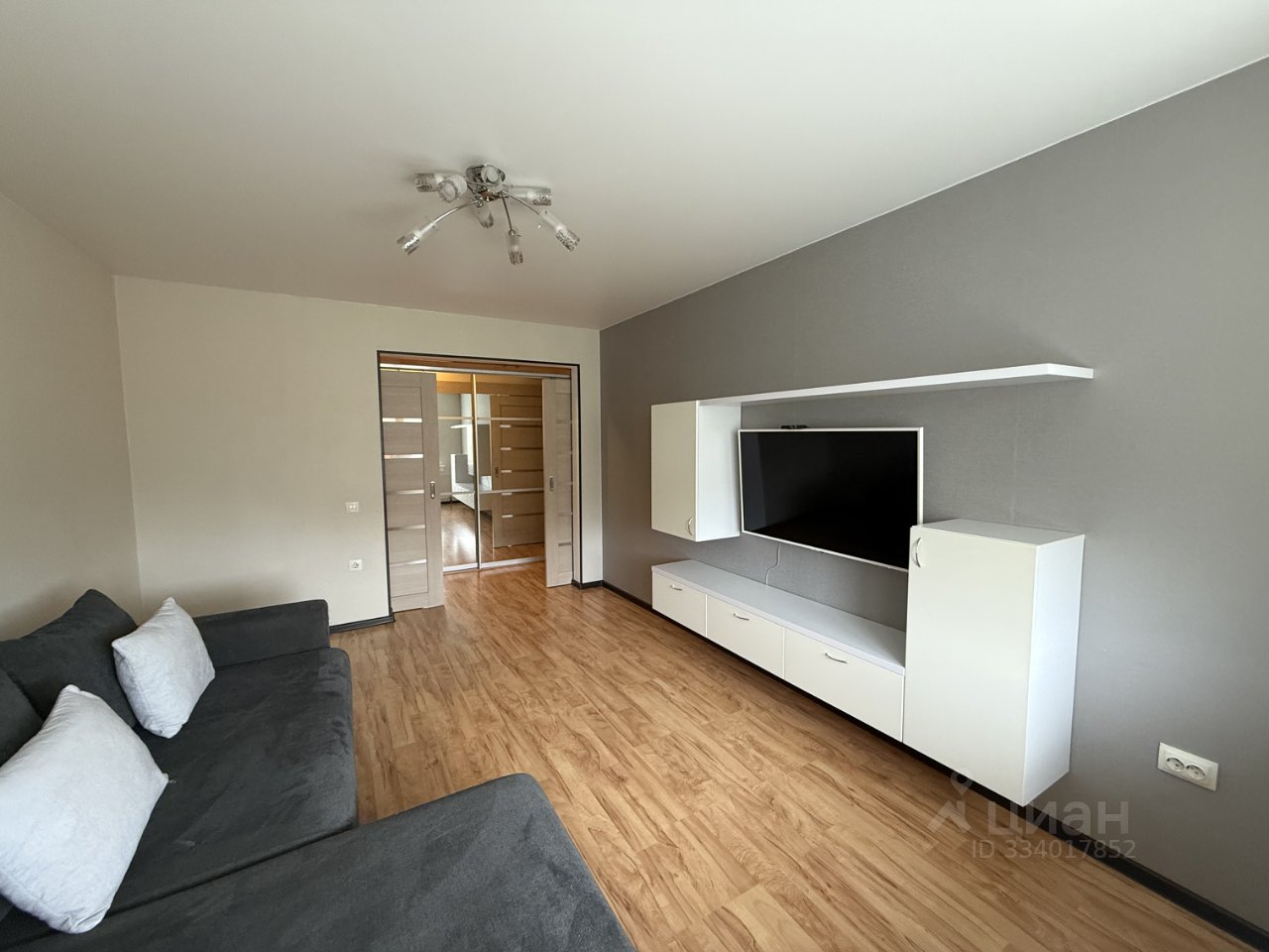 2-к. квартира, 55 м², 6/6 эт.