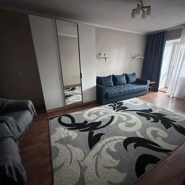 1-к. квартира, 37 м², 4/7 эт.