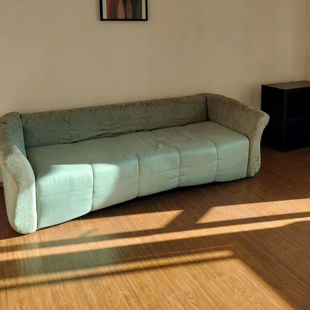 2-к. квартира, 83 м², 13/16 эт.