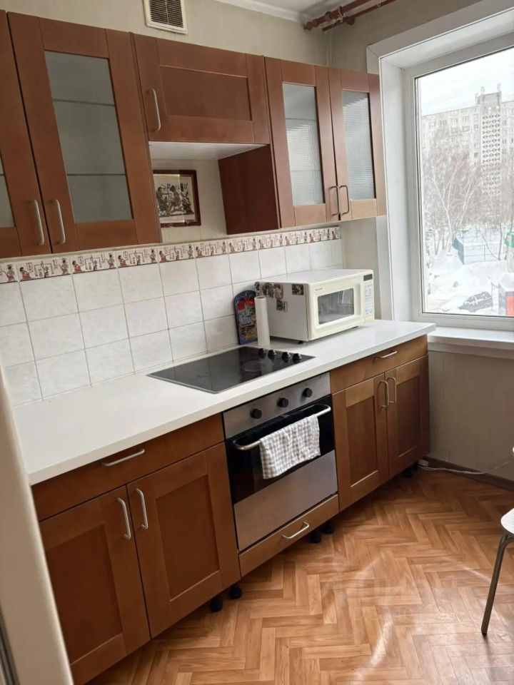 3-к. квартира, 65 м², 3/9 эт.