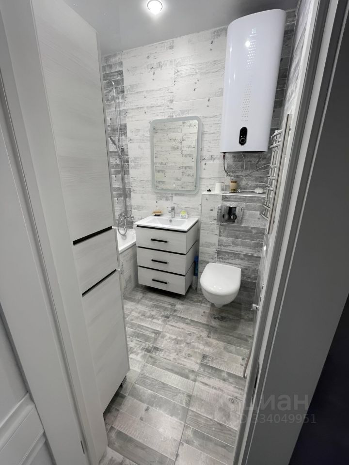 1-к. квартира, 42 м², 13/25 эт.