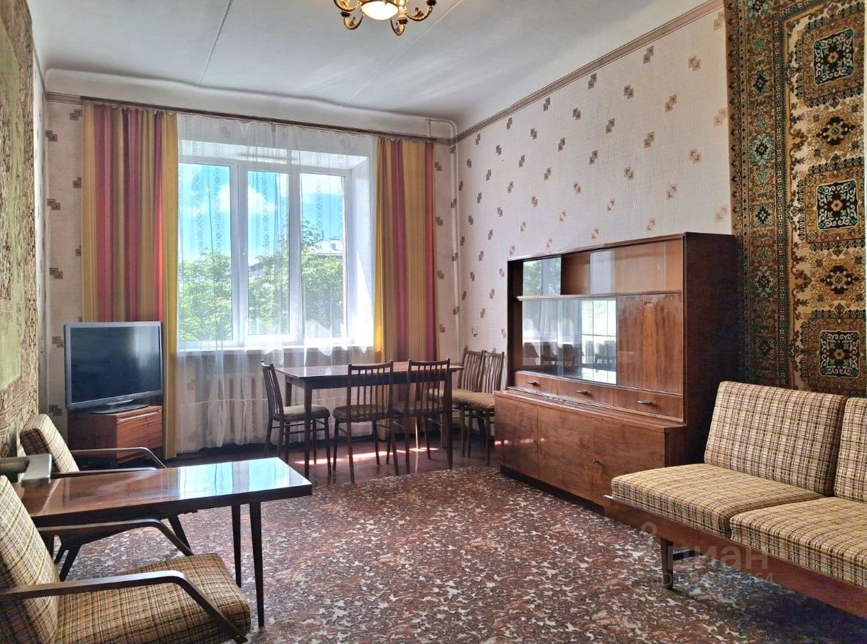 2-к. квартира, 58 м², 3/5 эт.