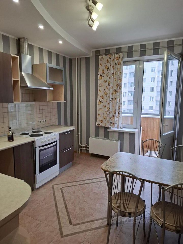 1-к. квартира, 43 м², 5/9 эт.