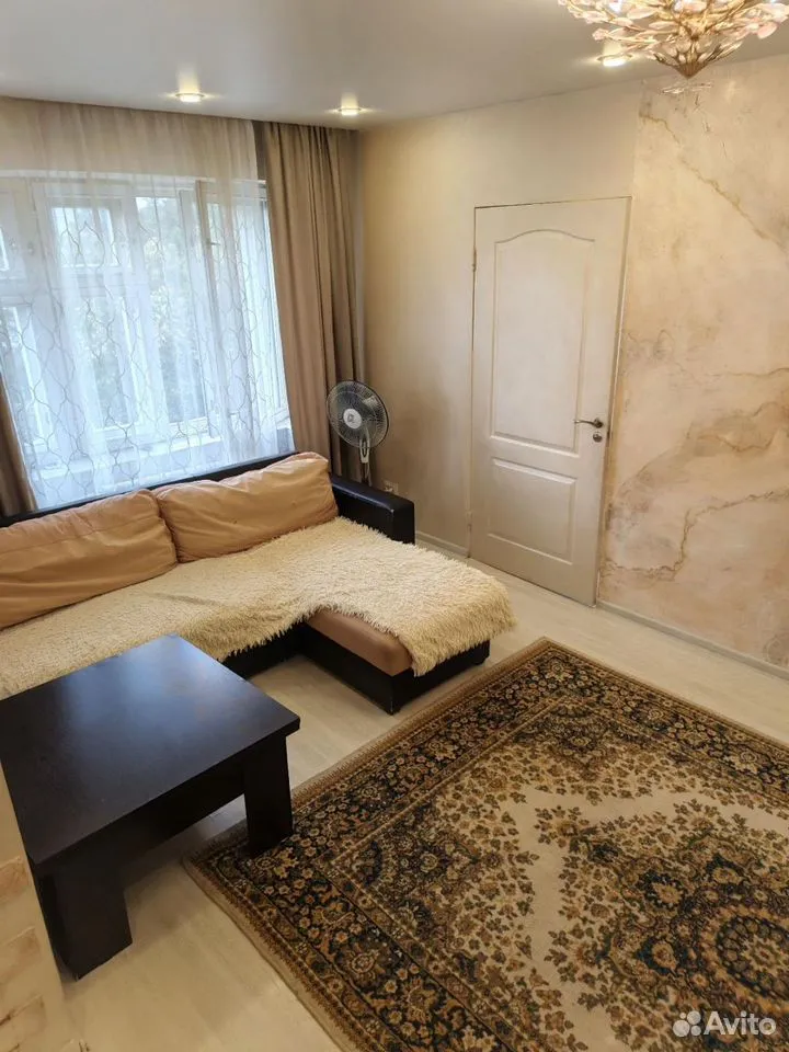 2-к. квартира, 42 м², 5/5 эт.