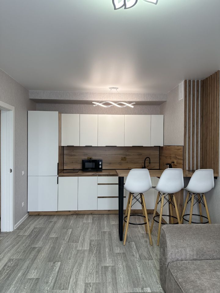 2-к. квартира, 37 м², 9/17 эт.