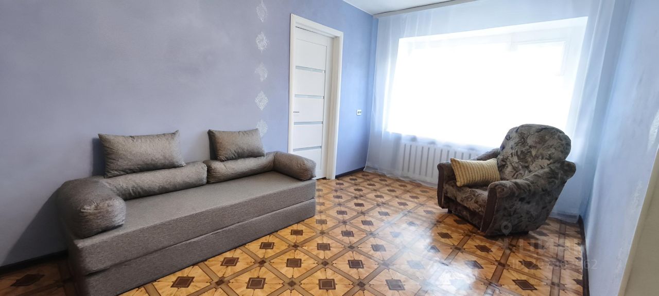 2-к. квартира, 44 м², 1/3 эт.