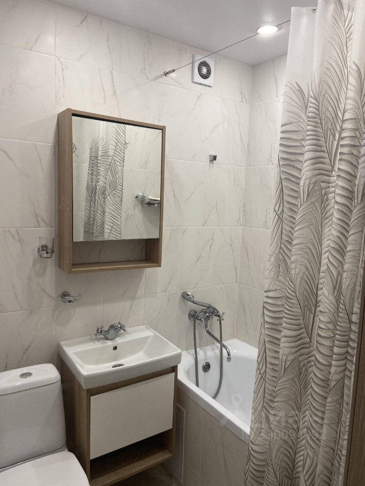 2-к. квартира, 44 м², 1/5 эт.