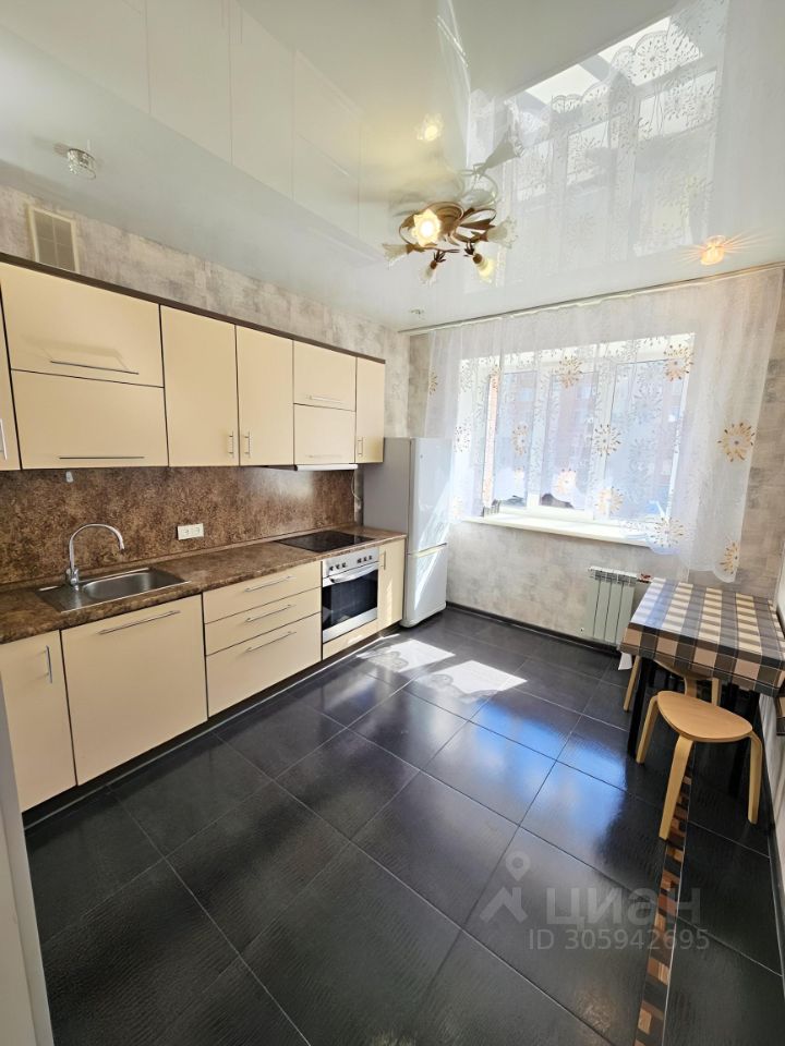 1-к. квартира, 46 м², 3/5 эт.