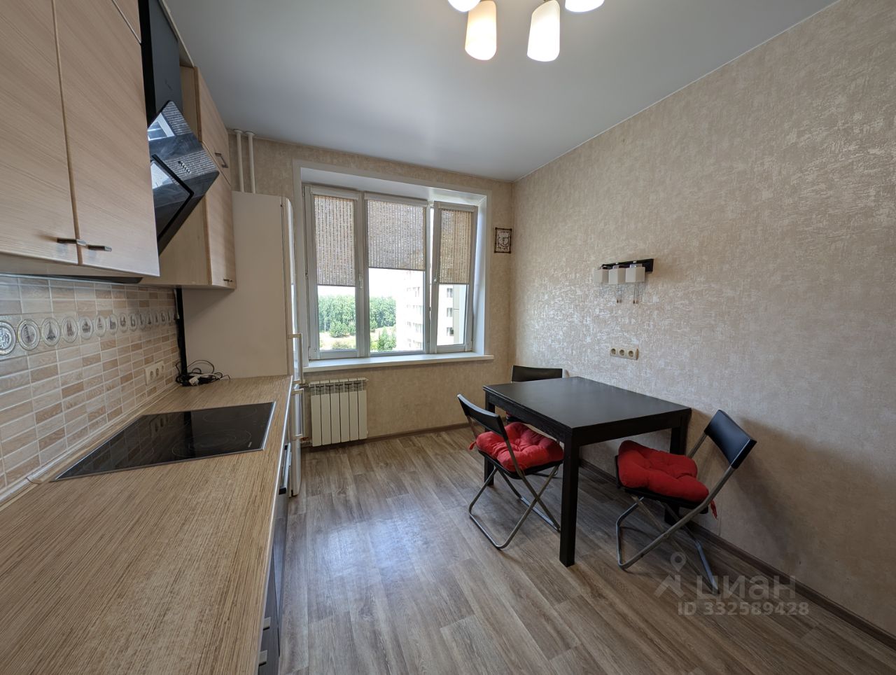 2-к. квартира, 60 м², 6/10 эт.