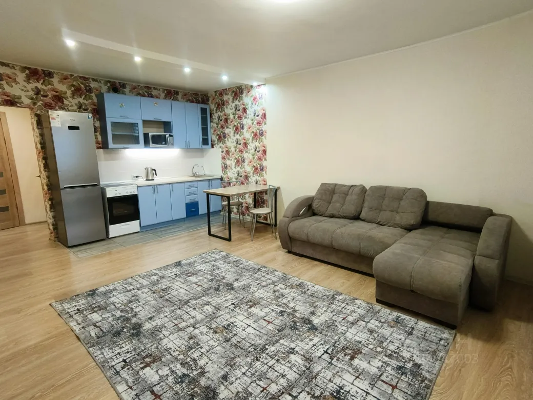 2-к. квартира, 60 м², 6/10 эт.