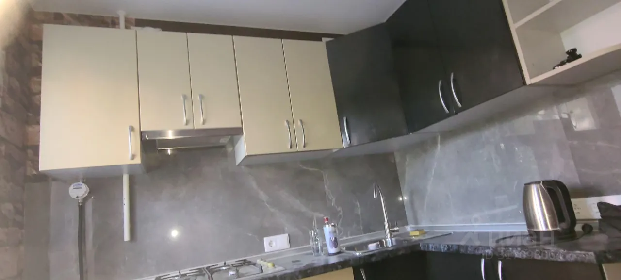 2-к. квартира, 43 м², 2/5 эт.