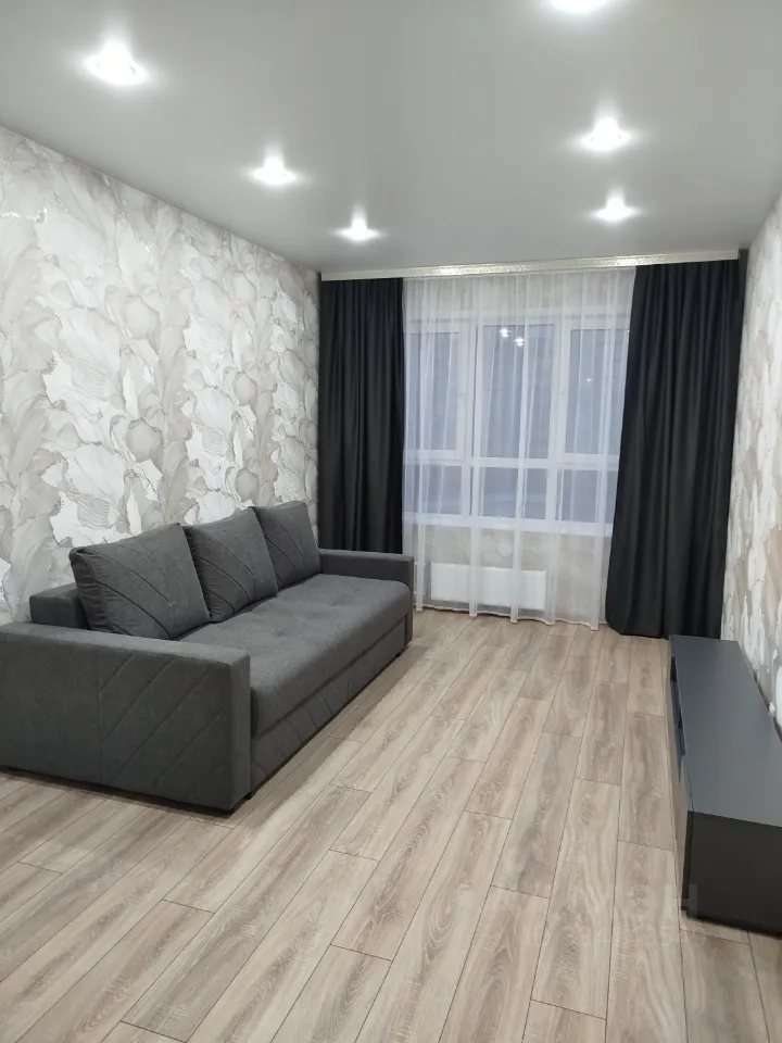 2-к. квартира, 60 м², 6/18 эт.