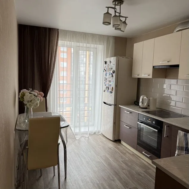 2-к. квартира, 49 м², 8/10 эт.
