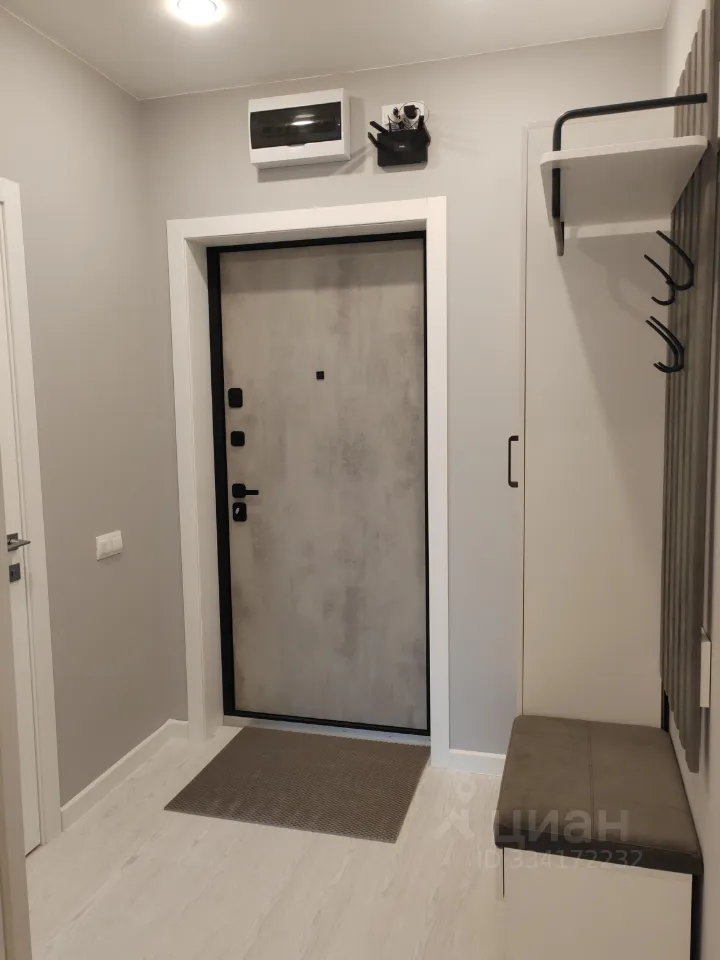 2-к. квартира, 38.1 м², 10/21 эт.