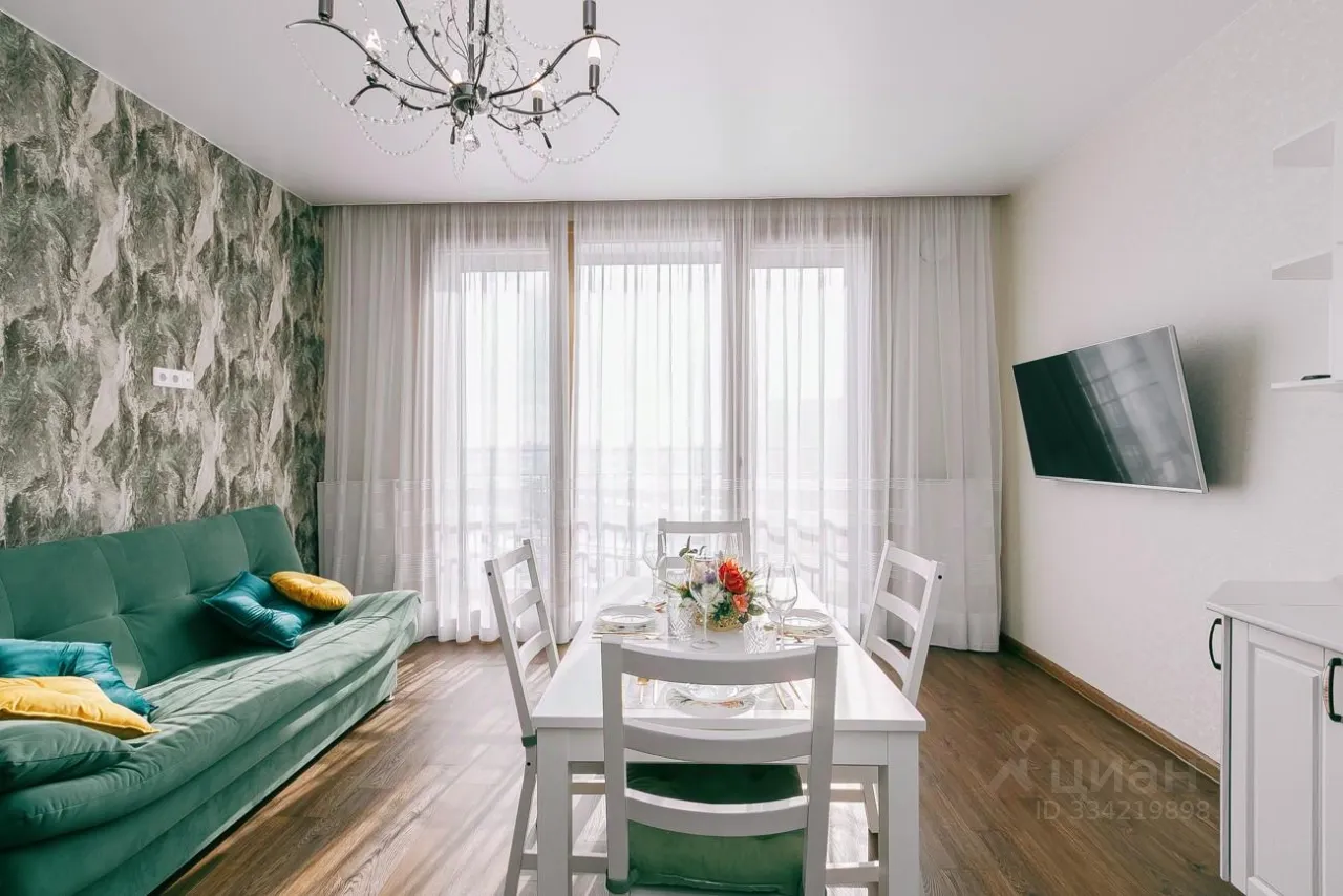 4-к. квартира, 80 м², 13/16 эт.