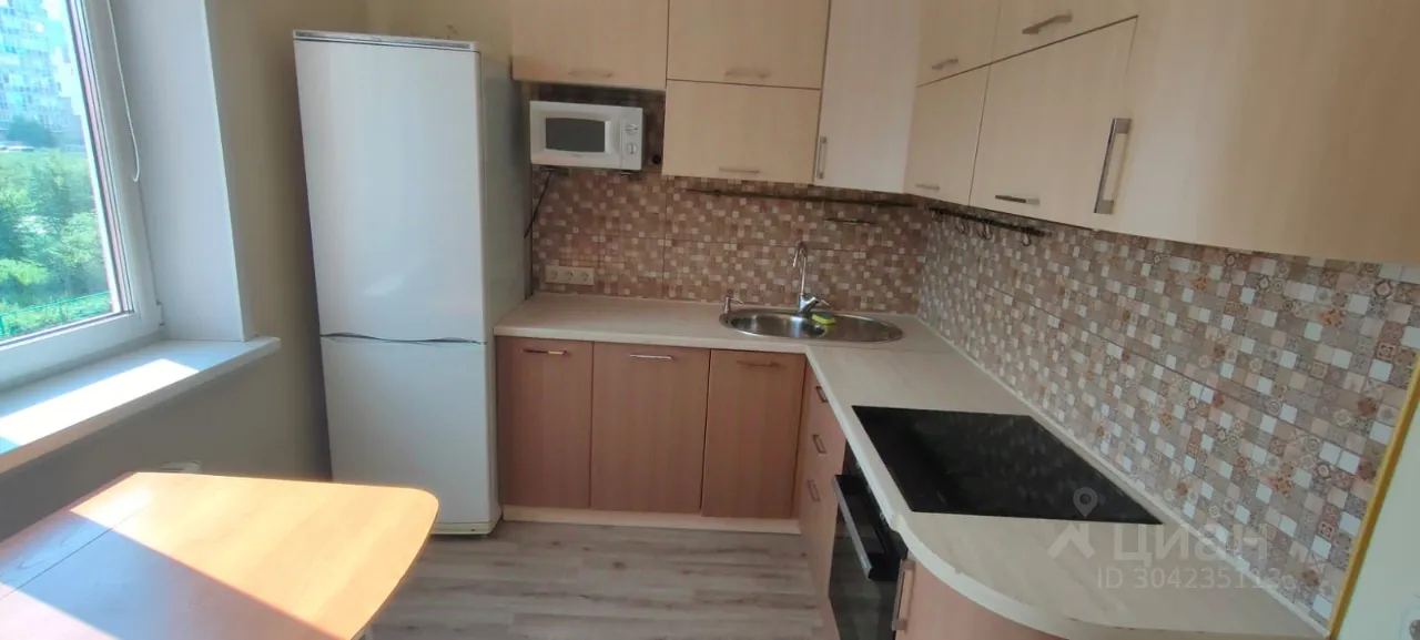 1-к. квартира, 37.2 м², 2/10 эт.