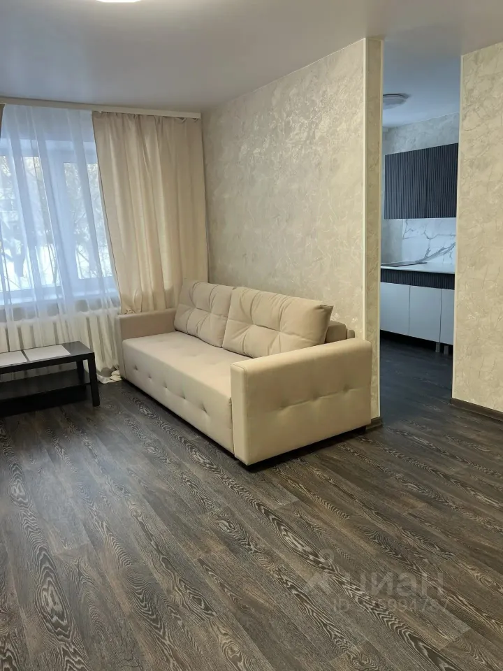 3-к. квартира, 60 м², 1/5 эт.