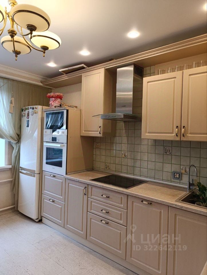 2-к. квартира, 64 м², 13/19 эт.