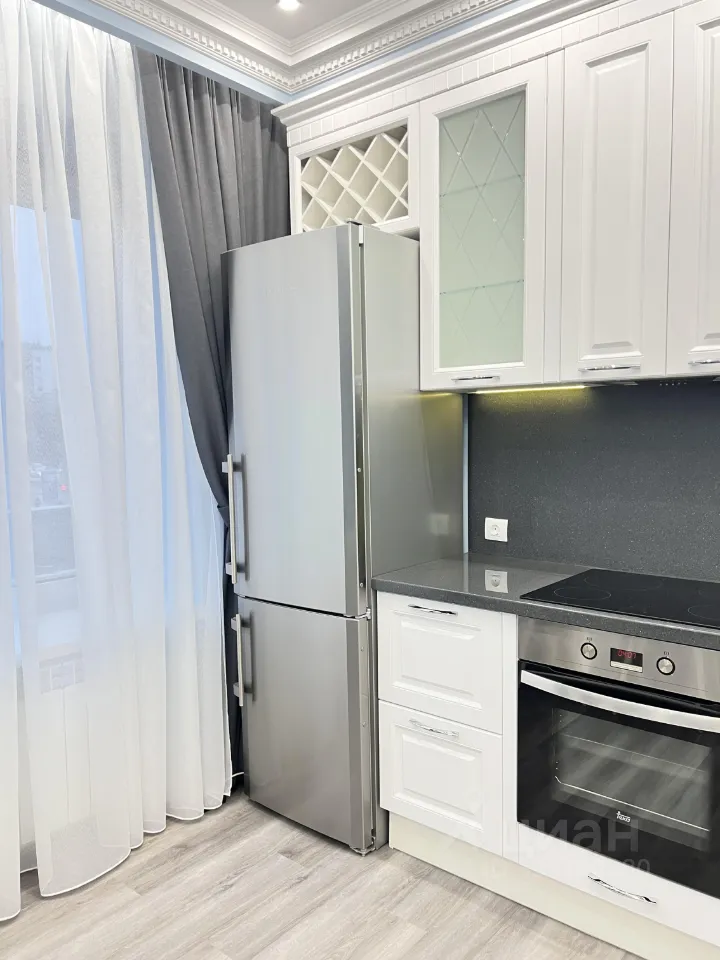 3-к. квартира, 110 м², 3/8 эт.