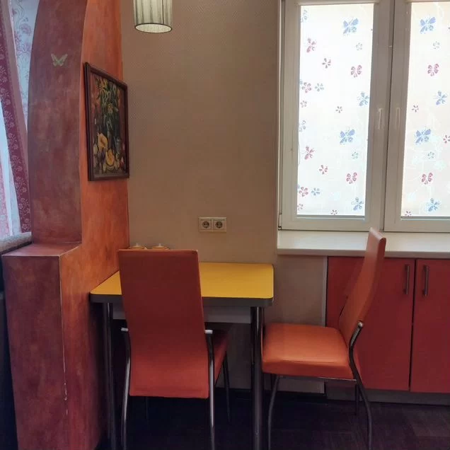 2-к. квартира, 40 м², 4/5 эт.