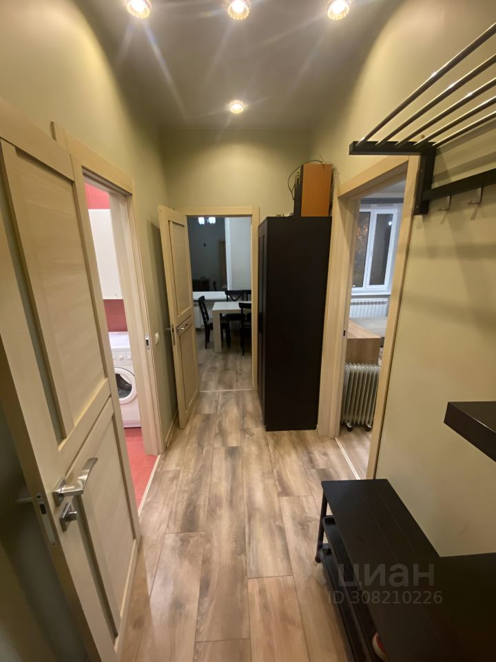 1-к. квартира, 35.6 м², 2/5 эт.