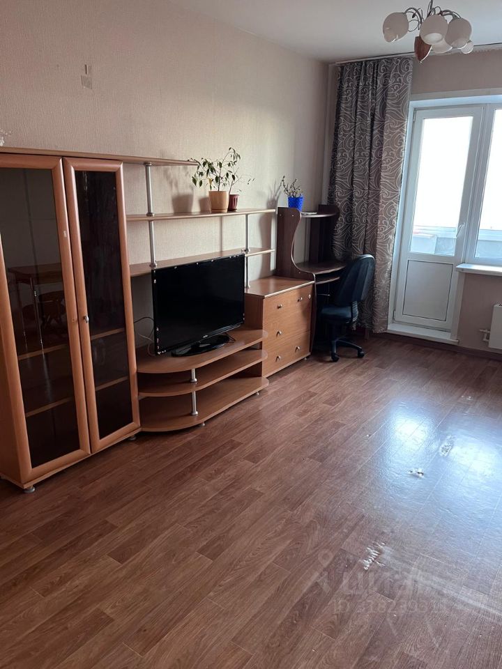 2-к. квартира, 48 м², 6/10 эт.