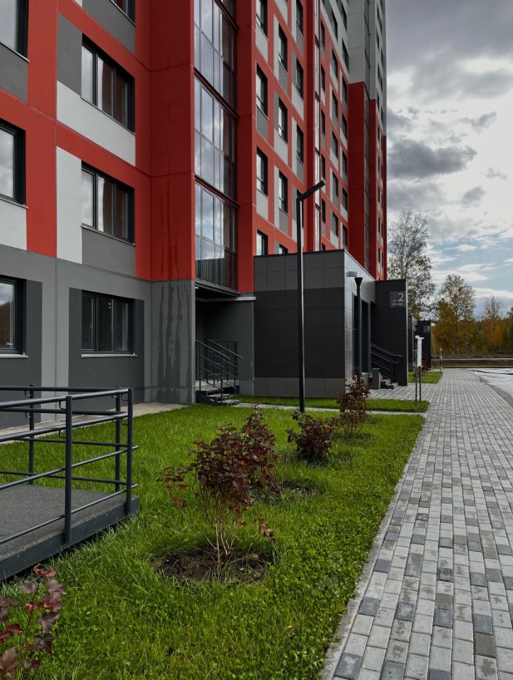 2-к. квартира, 48 м², 4/18 эт.