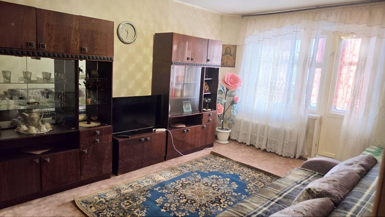 2-к. квартира, 54 м², 4/10 эт.