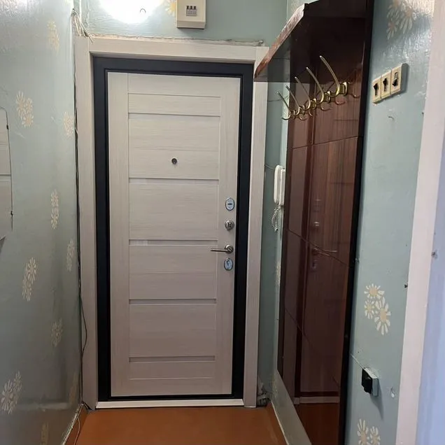 2-к. квартира, 43 м², 3/5 эт.