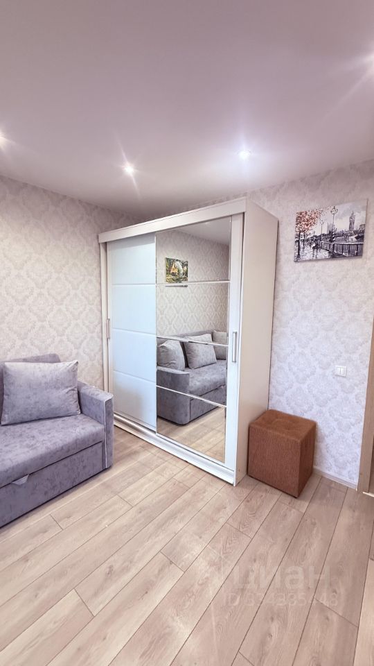 1-к. квартира, 42 м², 4/18 эт.