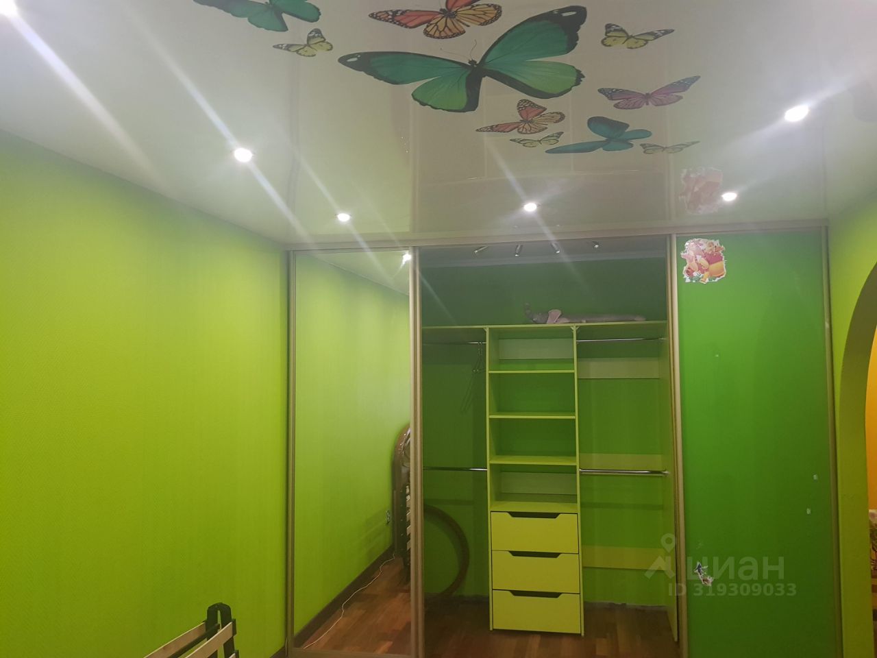 2-к. квартира, 42 м², 1/5 эт.