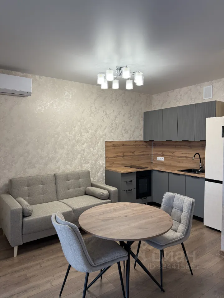 1-к. квартира, 35 м², 8/21 эт.