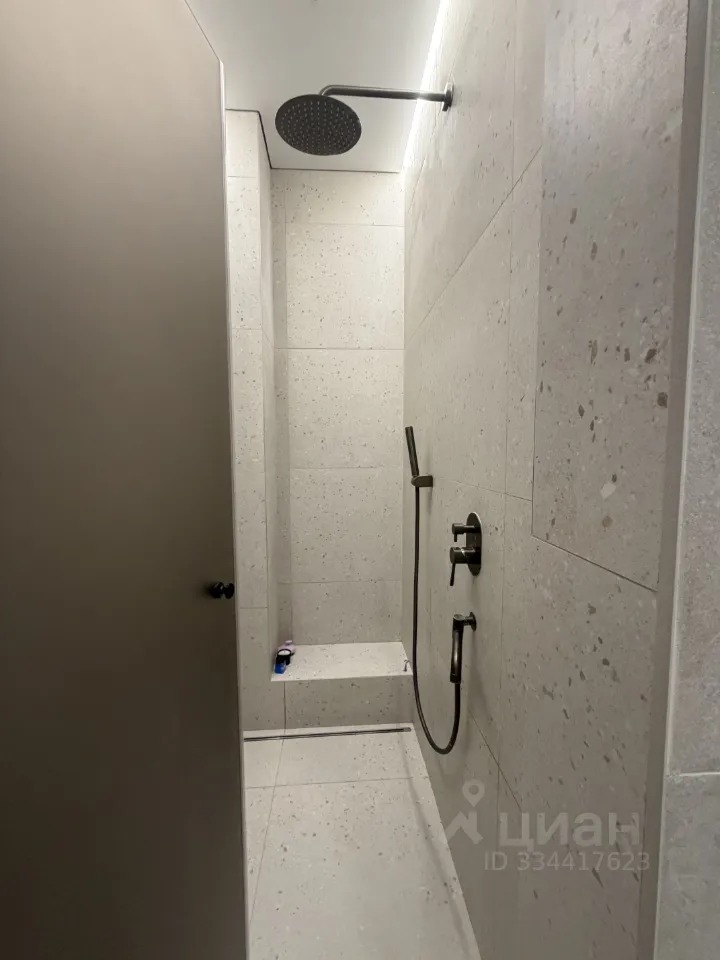 4-к. квартира, 108 м², 1/3 эт.