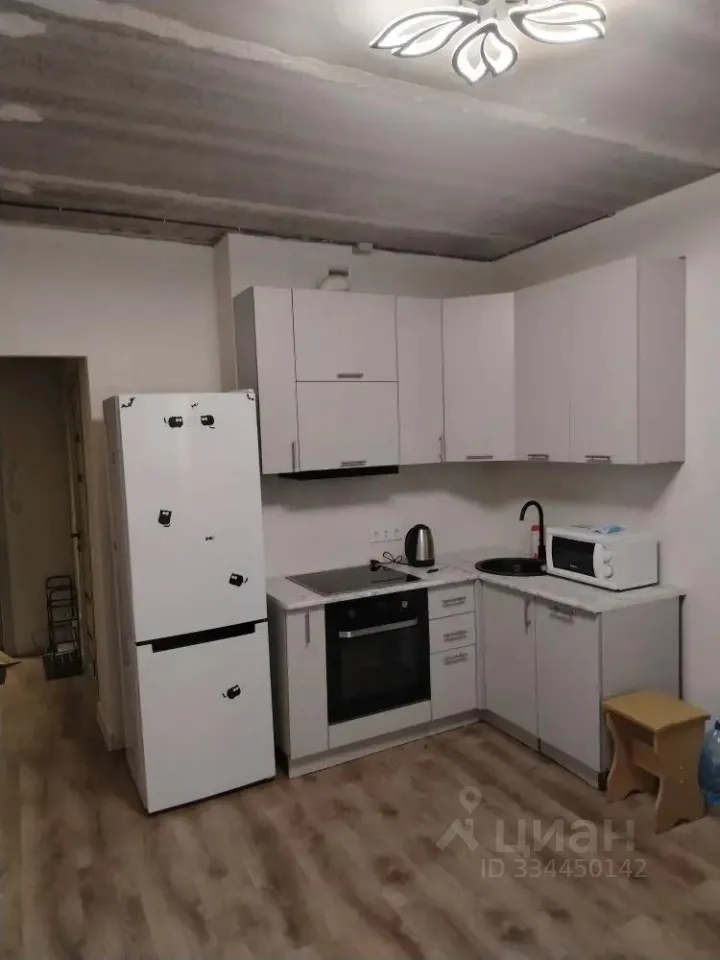 2-к. квартира, 44 м², 8/10 эт.