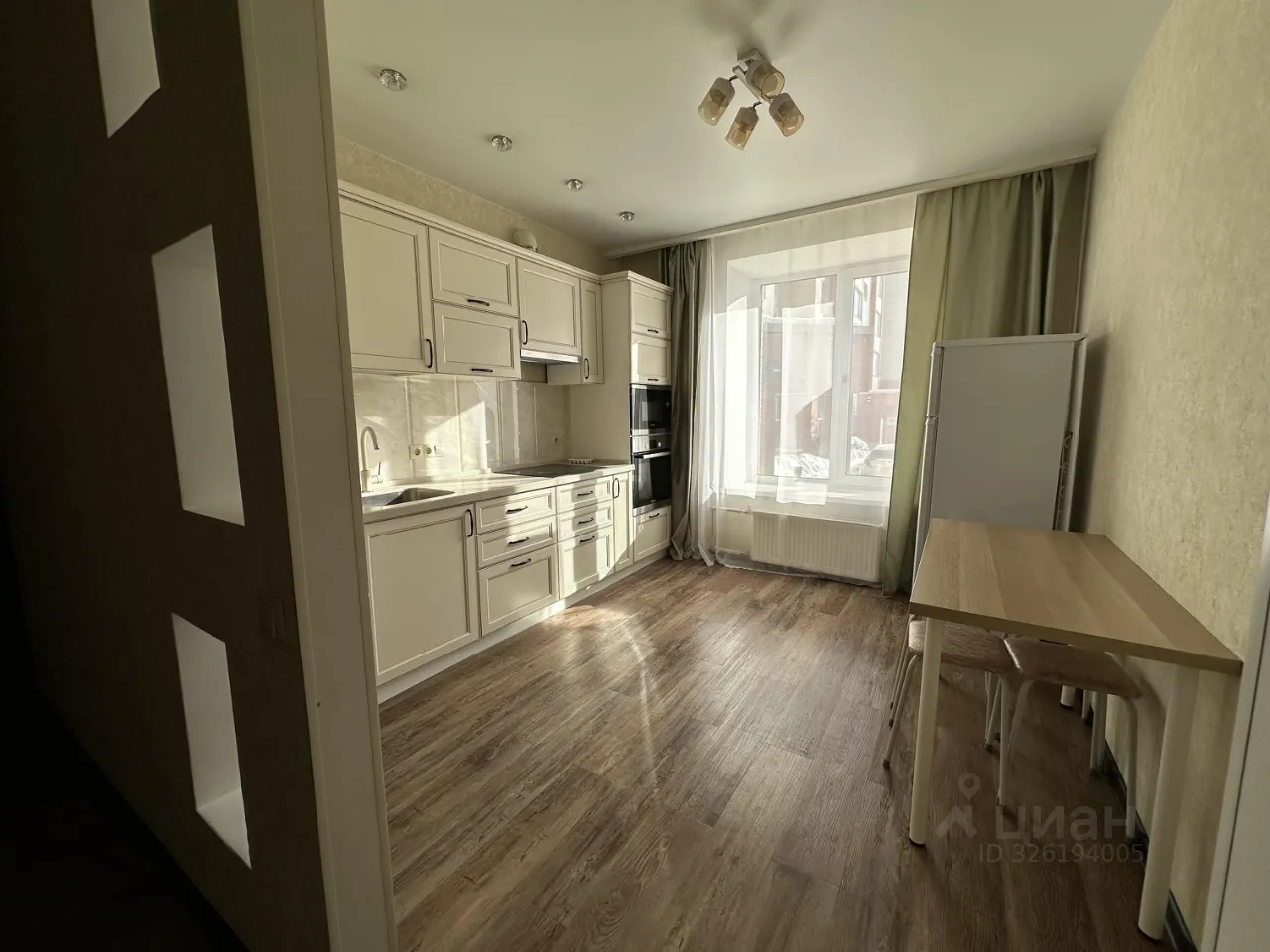 1-к. квартира, 47 м², 1/10 эт.