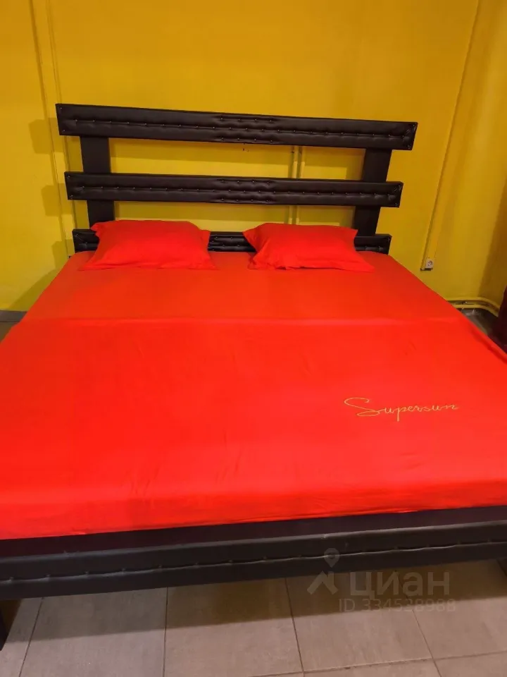 3-к. квартира, 64 м², 1/18 эт.