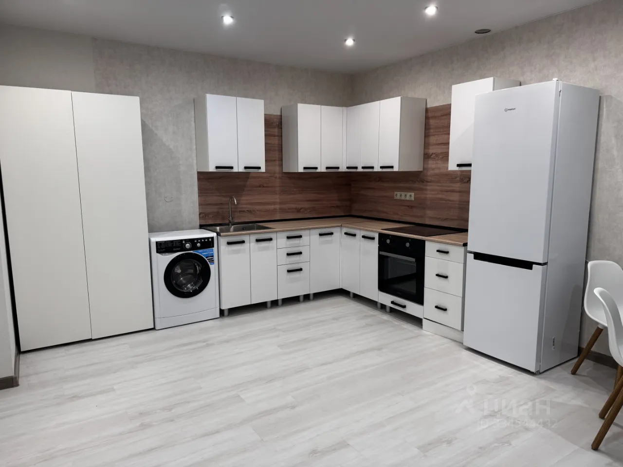 3-к. квартира, 65 м², 4/8 эт.