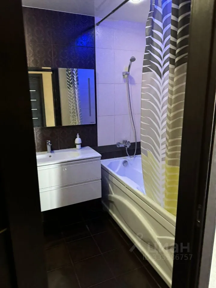 3-к. квартира, 74 м², 5/18 эт.