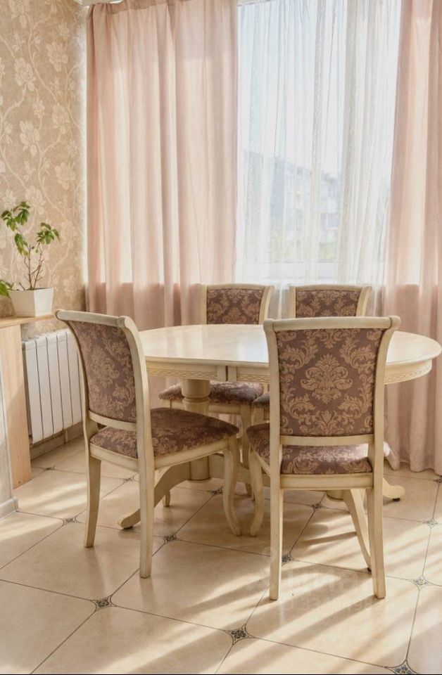 1-к. квартира, 40 м², 3/10 эт.