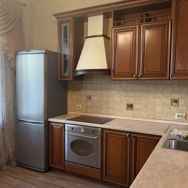 2-к. квартира, 63 м², 2/5 эт.