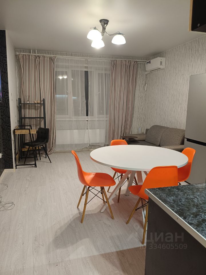 2-к. квартира, 47 м², 15/21 эт.