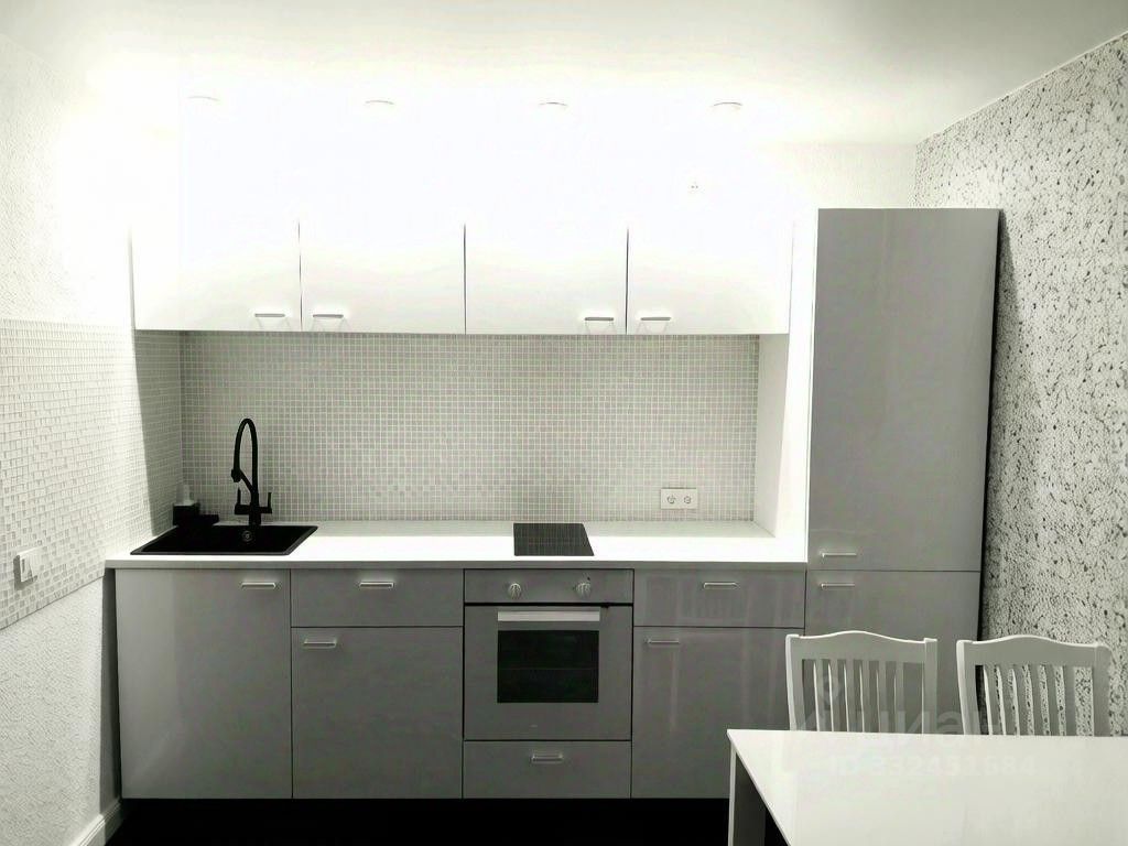 1-к. квартира, 33 м², 1/4 эт.