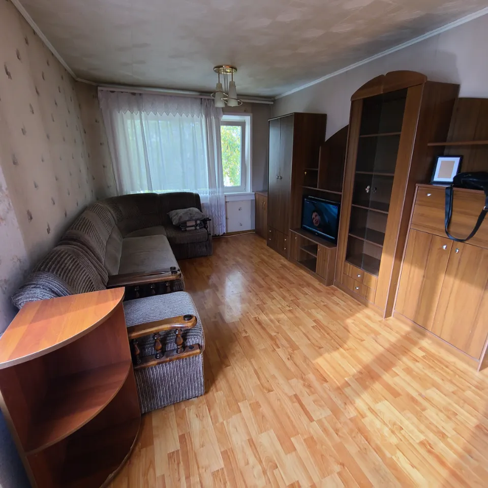 2-к. квартира, 48 м², 5/5 эт.